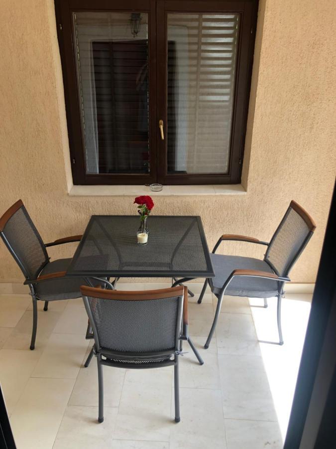 Apartman Ana Vrlika Kültér fotó